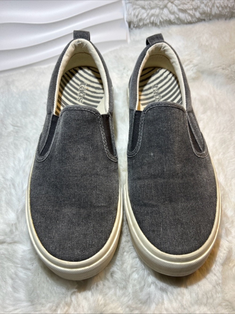 Taos Rubber Soul Grey Wash Canvas Slip On Sneaker Shoes Comfort Neutral Women 8